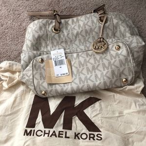 Michael Kors Vanilla Signature Tote Bag